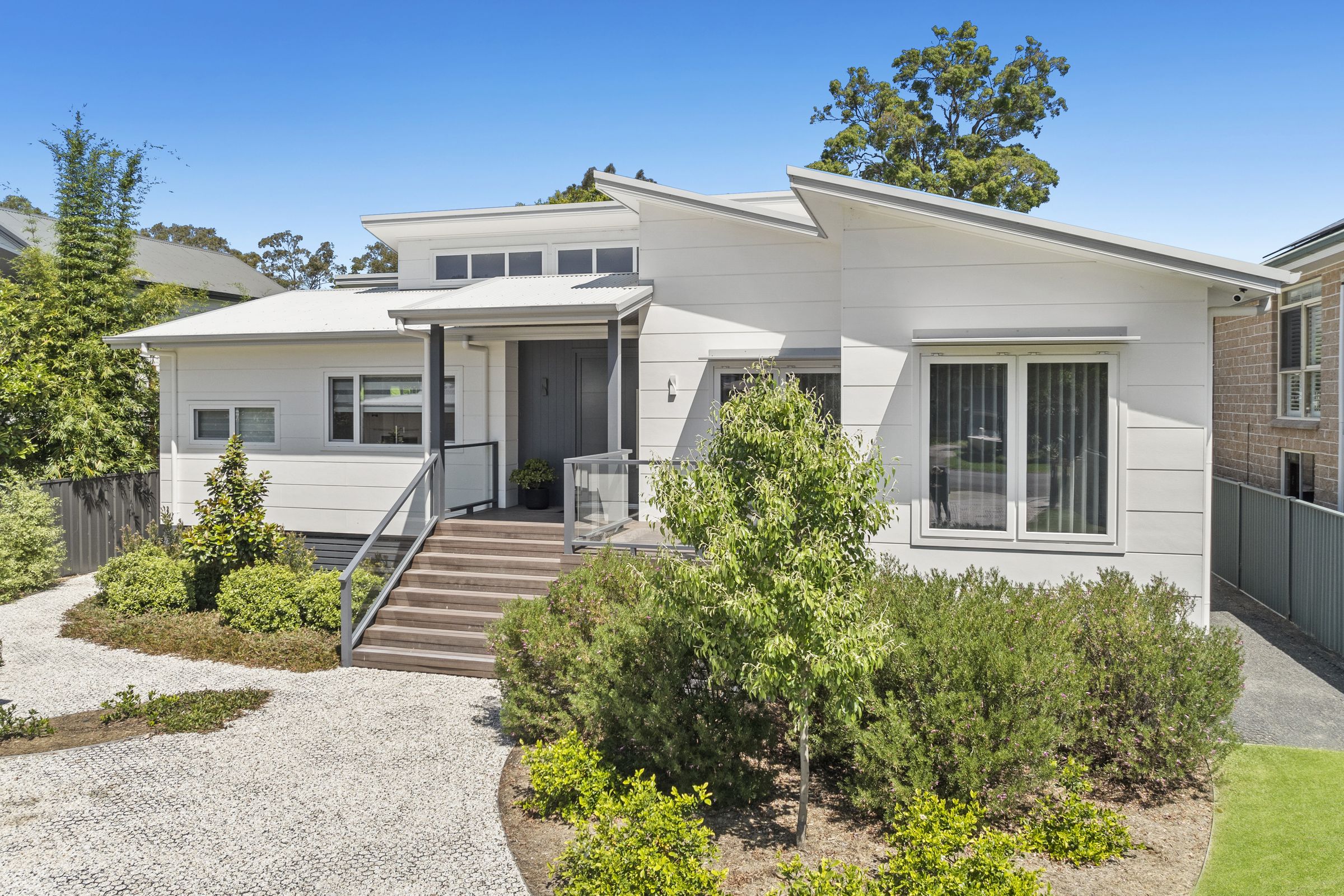 Living Green Designer Homes: thoughtfully designed custom home showcasing detail and craftsmanship.